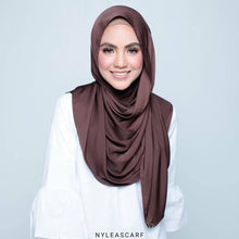Load image into Gallery viewer, Malya Satin Instant by Nyleascarf
